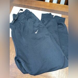 Woman’s size medium black Nike joggers